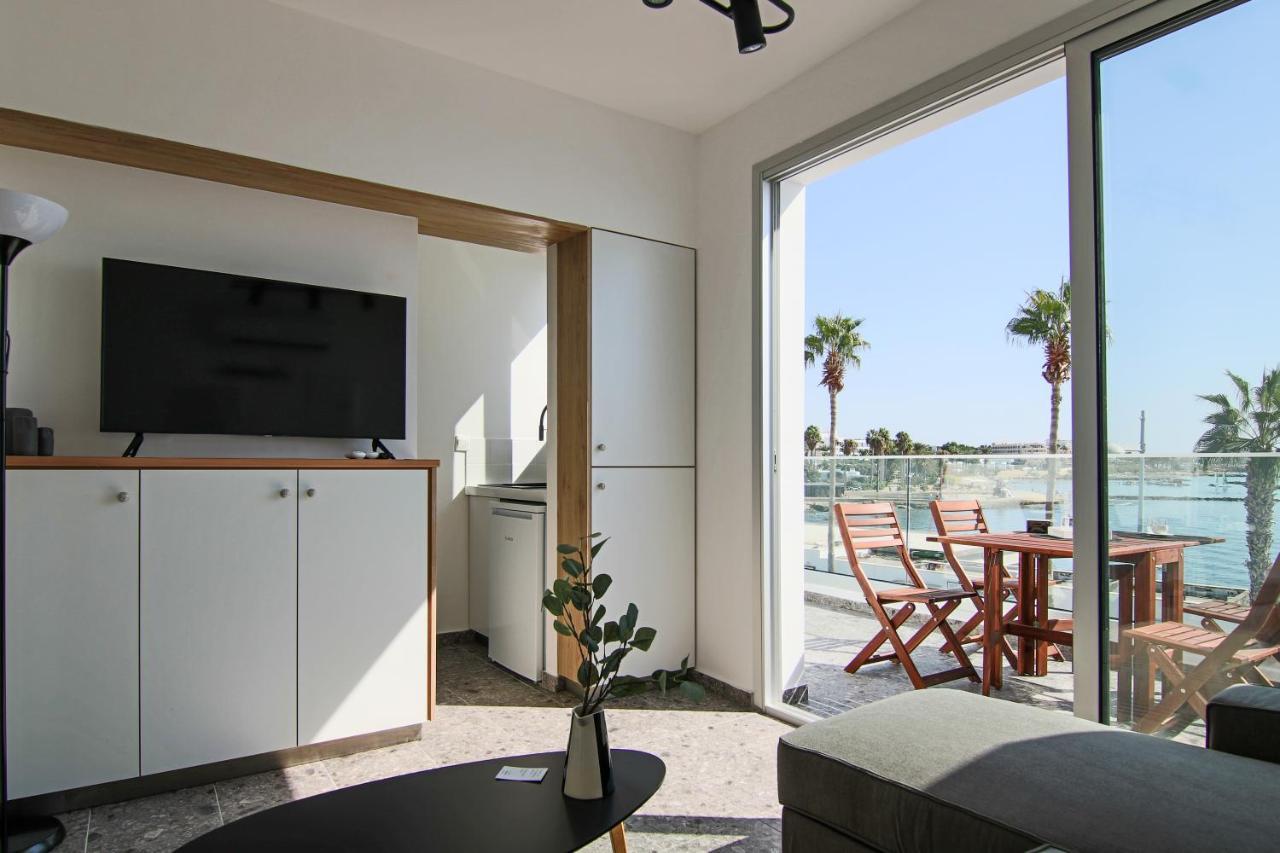 Phaedrus Living Seaview Studio Suite Lighthouse 52 Paphos Bagian luar foto